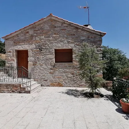 Lirios Da - * Granja (Vila Real)